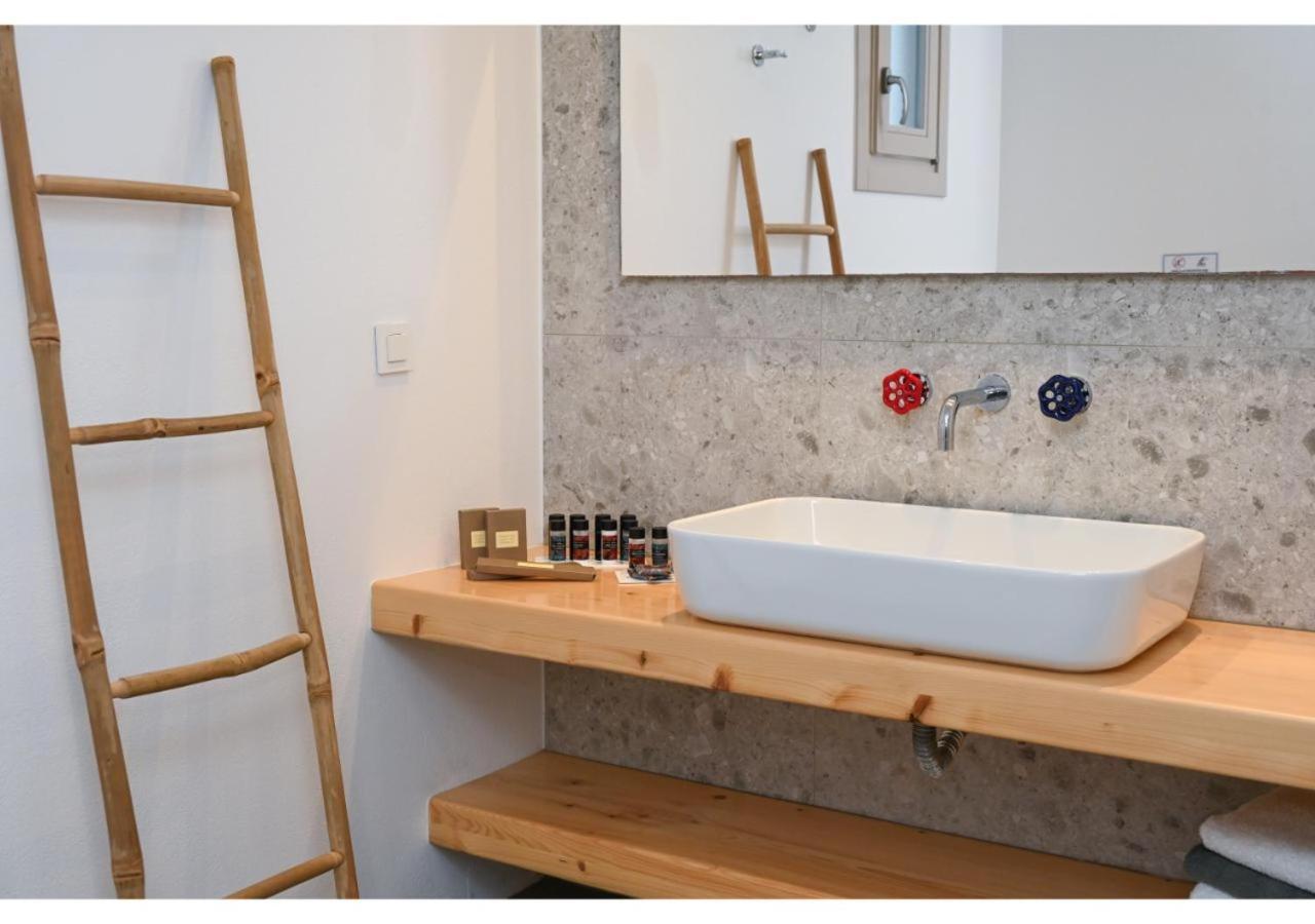 Pasithea Deluxe Apartment Trypiti Bagian luar foto
